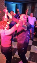 Oslava v Nových Zámkoch 10.1.2026 Reštaurácia Koruna - DJ MARK - DJ NA OSLAVY NOVÉ ZÁMKY